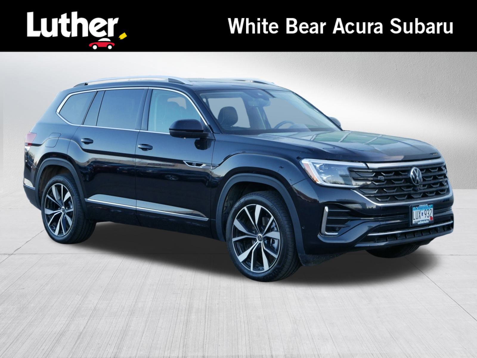 2024 Volkswagen Atlas SEL Premium R-Line's photo