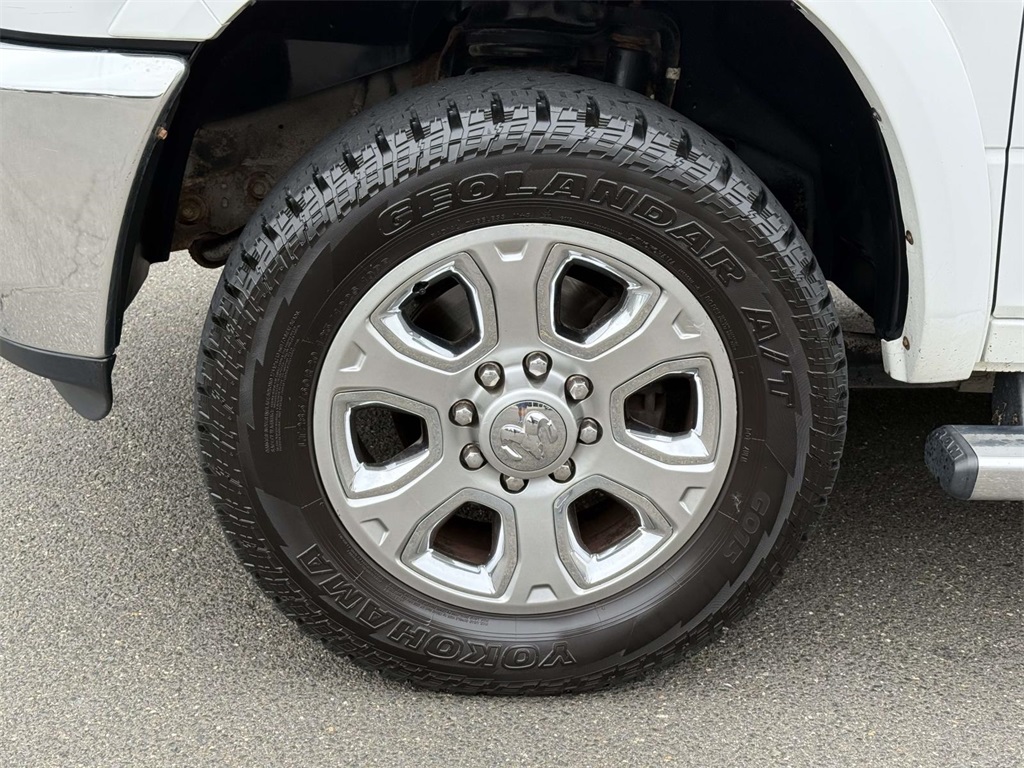 2015 Ram 2500 Laramie photo 12