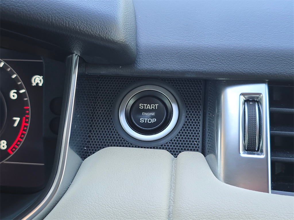 2021 Land Rover Range Rover Sport HSE Silver Edition photo 16