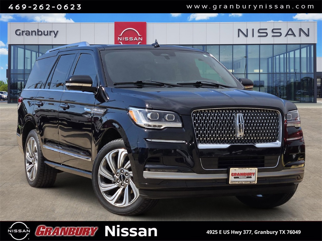 2023 Lincoln Navigator Reserve's photo