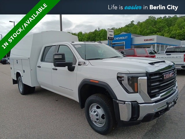 2025 GMC Sierra 3500 Chassis Cab Pro's photo