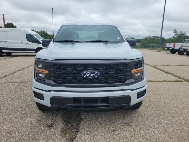 2025 Ford F-150 STX photo 19