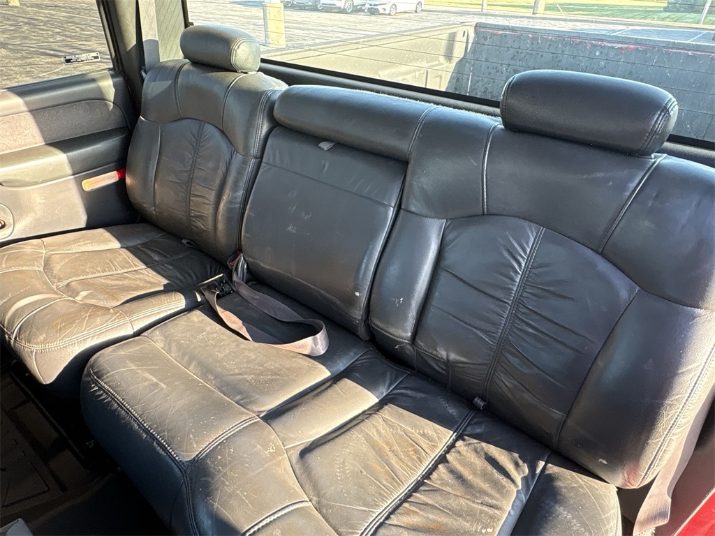 2001 Chevrolet Silverado 2500HD LT photo 20
