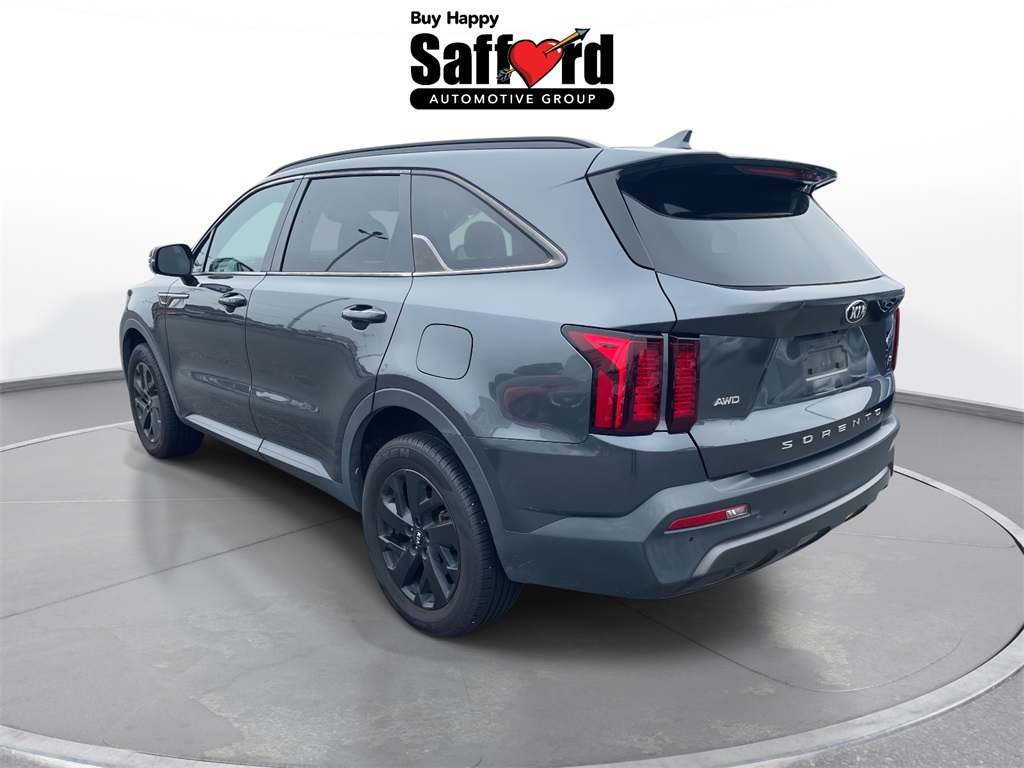 2021 Kia Sorento S photo 2