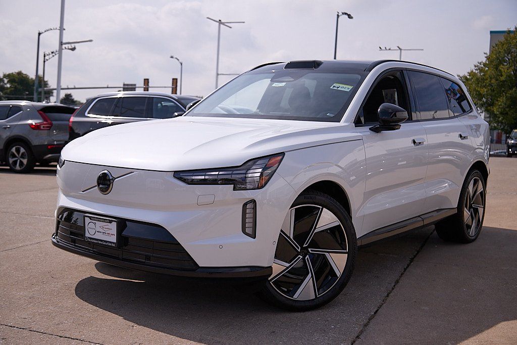 2025 VOLVO EX90 - Image 1