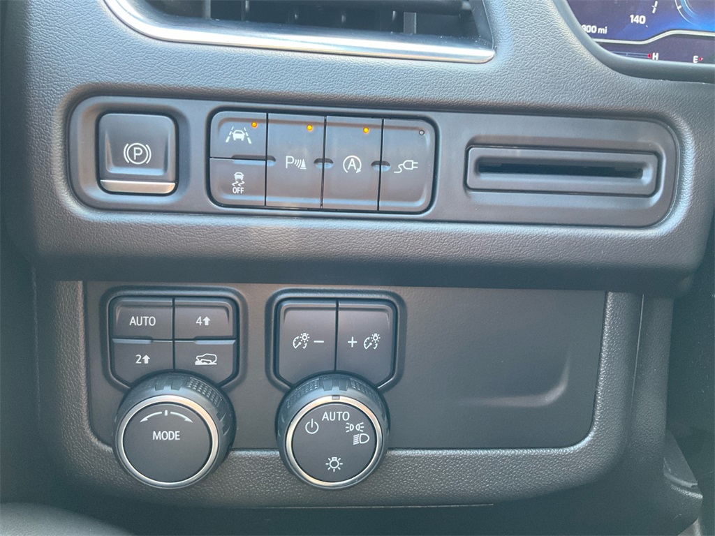 2022 Chevrolet Tahoe LT photo 11