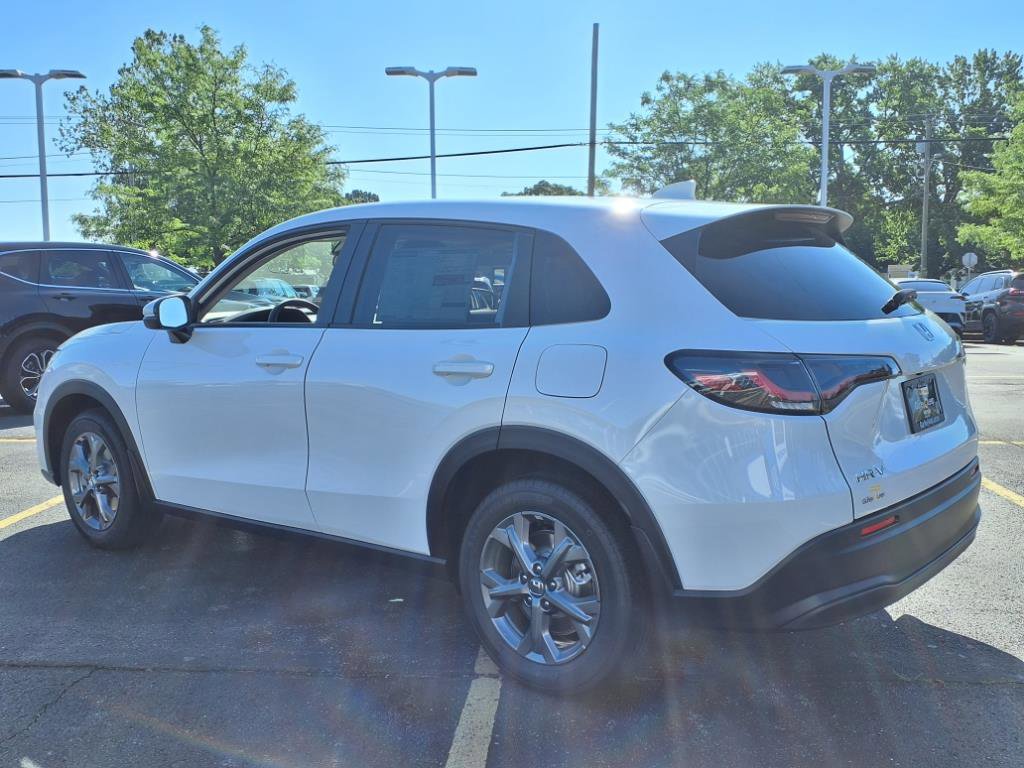 2026 Honda HR-V LX photo 7