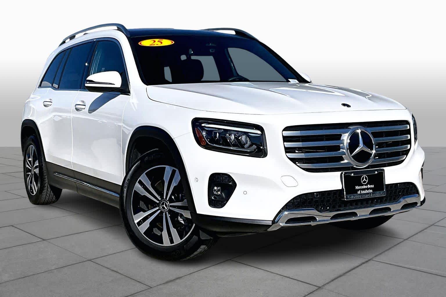 2025 Mercedes Benz GLB 250 photo 2