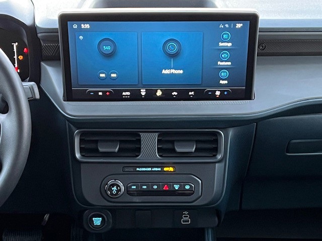 2025 Ford Maverick XLT photo 17