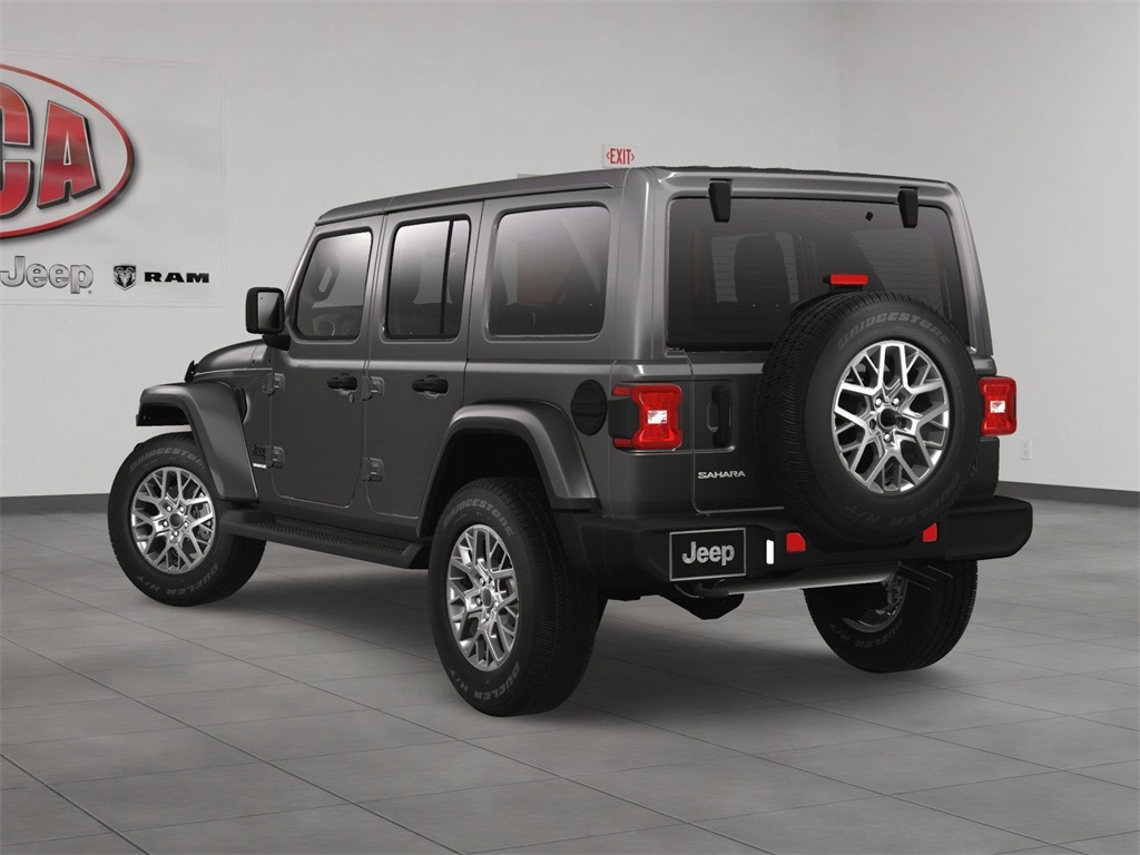 2025 Jeep Wrangler Sahara photo 4