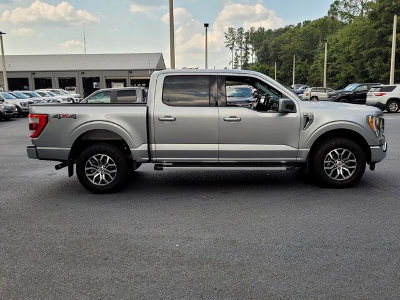 2022 Ford F-150 Lariat photo 11