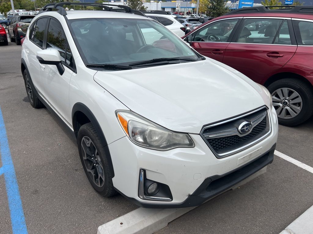 2017 Subaru Crosstrek 2.0i Limited photo 2