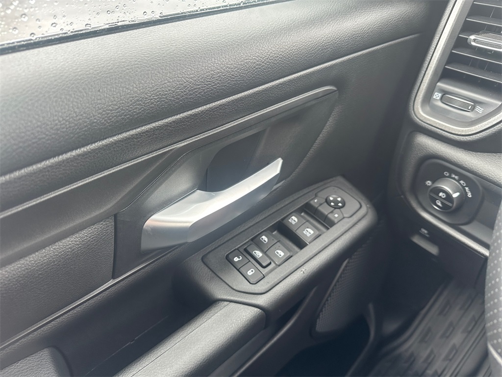 2026 Ram 1500 Warlock photo 22