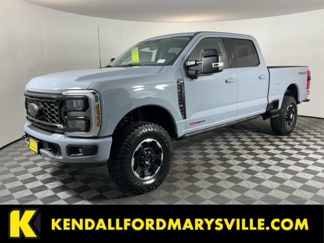 2026 Ford F-350 Super Duty Lariat's photo