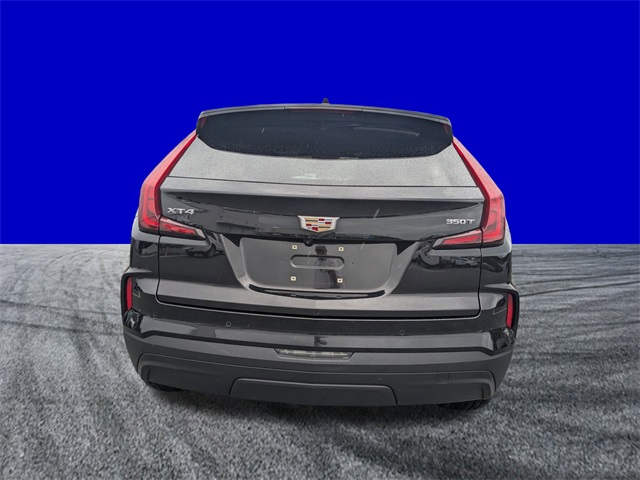 2024 Cadillac XT4 Luxury photo 4