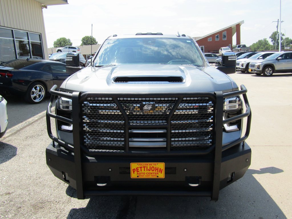 2025 Chevrolet Silverado 3500HD High Country photo 13