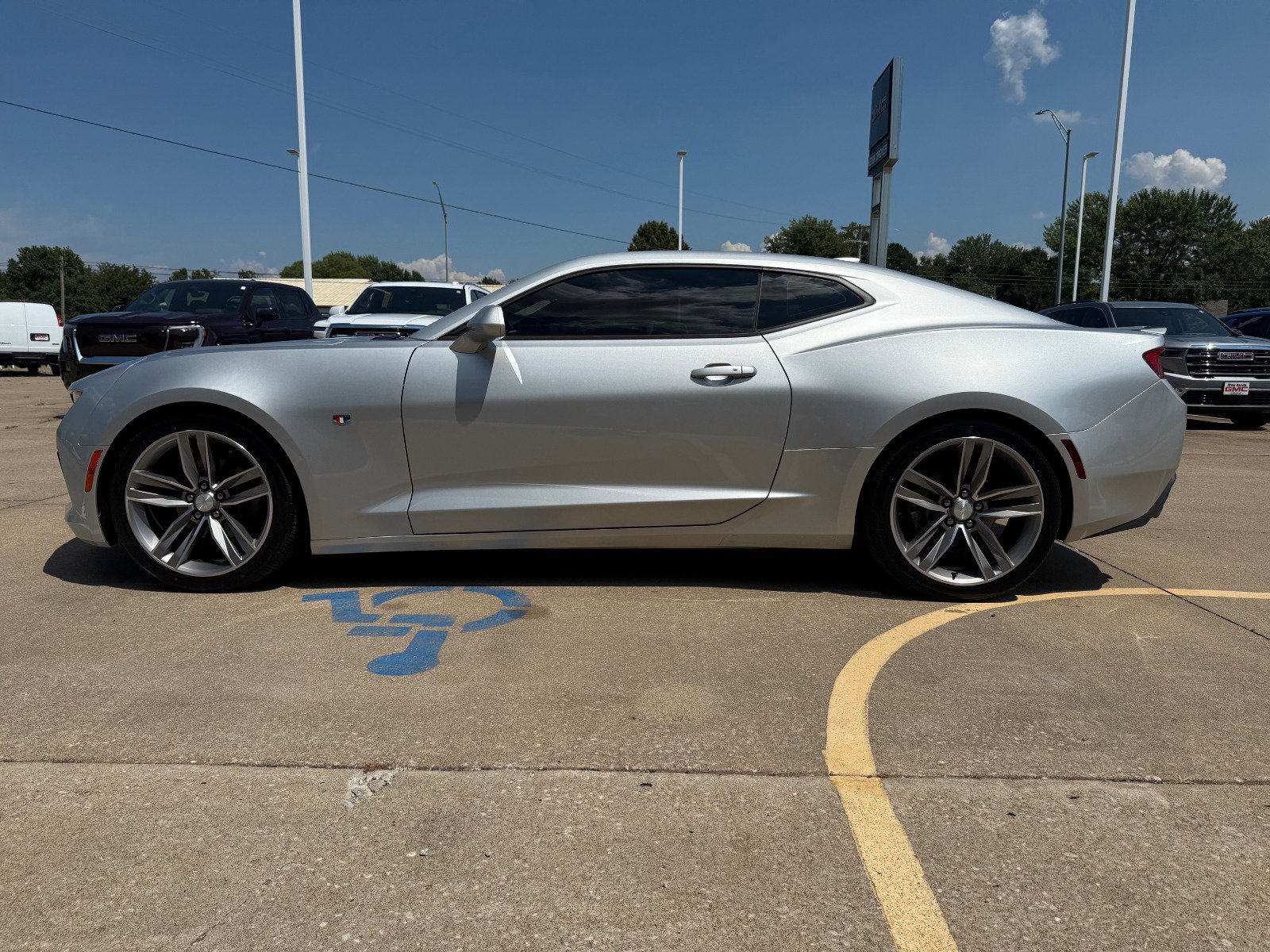 2018 Chevrolet Camaro 1LS 1LT photo 5