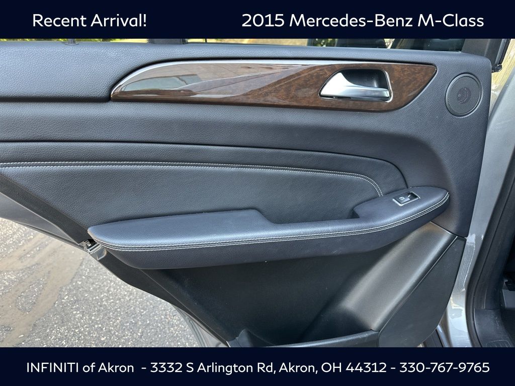 2015 Mercedes Benz ML 350 4MATIC photo 35