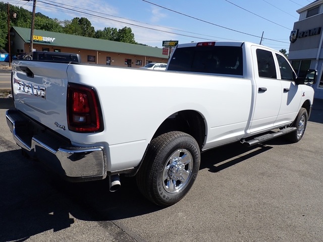 2026 Ram 3500 Tradesman photo 5
