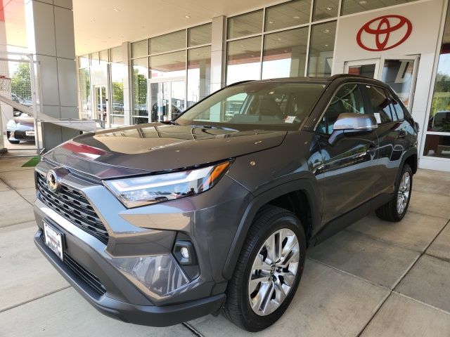 2025 Toyota RAV4 XLE Premium photo 3