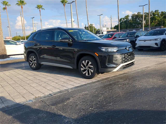 2025 Volkswagen Tiguan S photo 2