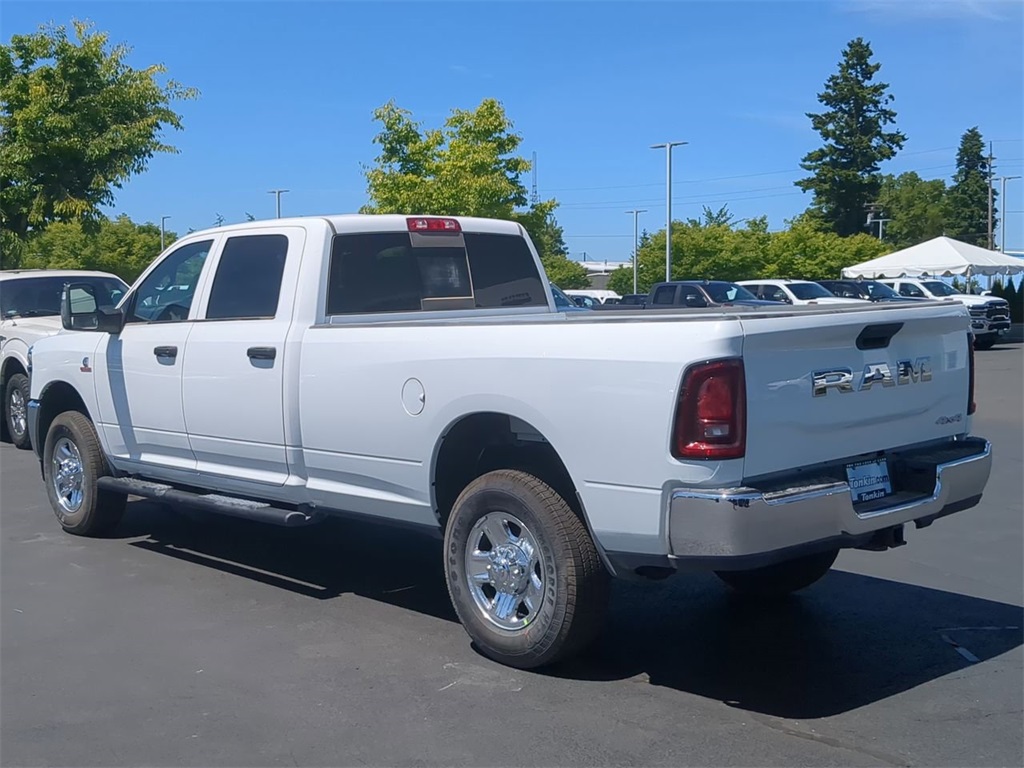 2025 Ram 3500 Tradesman photo 3