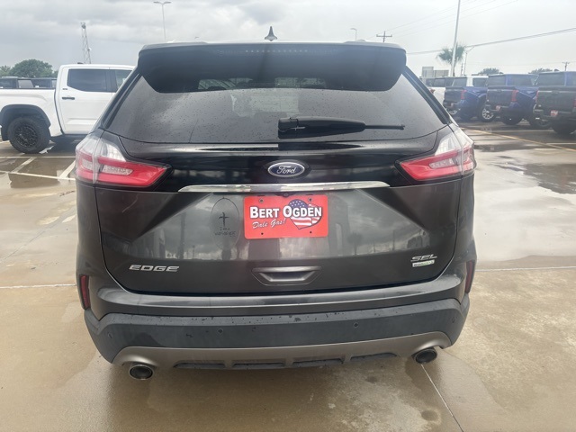2019 Ford Edge SEL photo 5