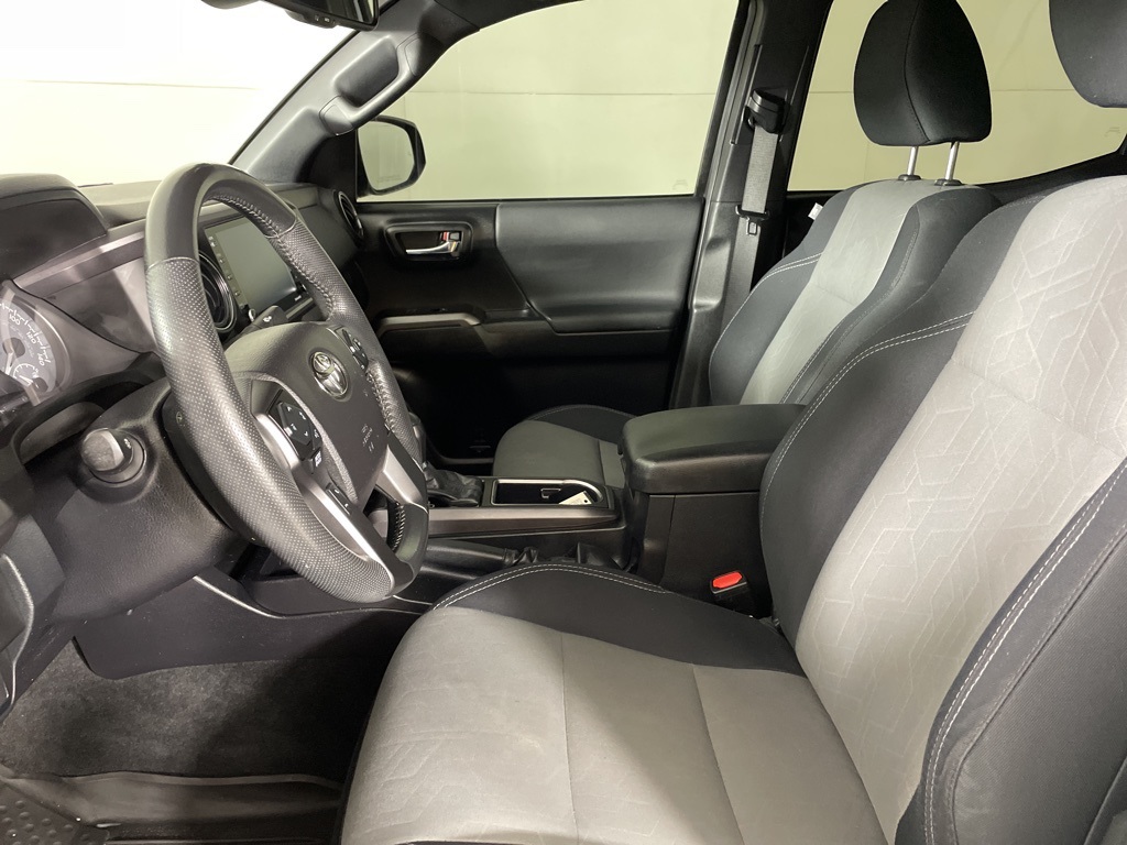 2021 Toyota Tacoma TRD Off-Road photo 18