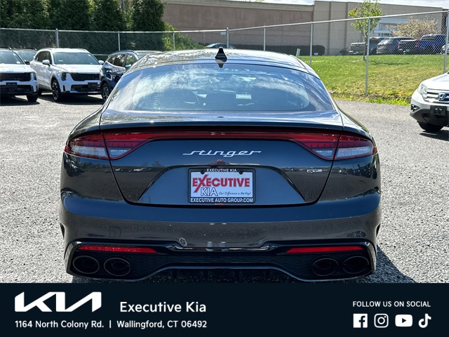 2023 Kia Stinger GT-Line photo 3