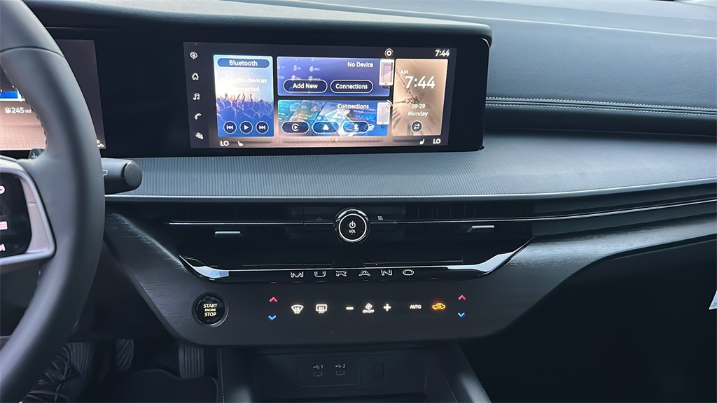 2025 Nissan Murano SV photo 21