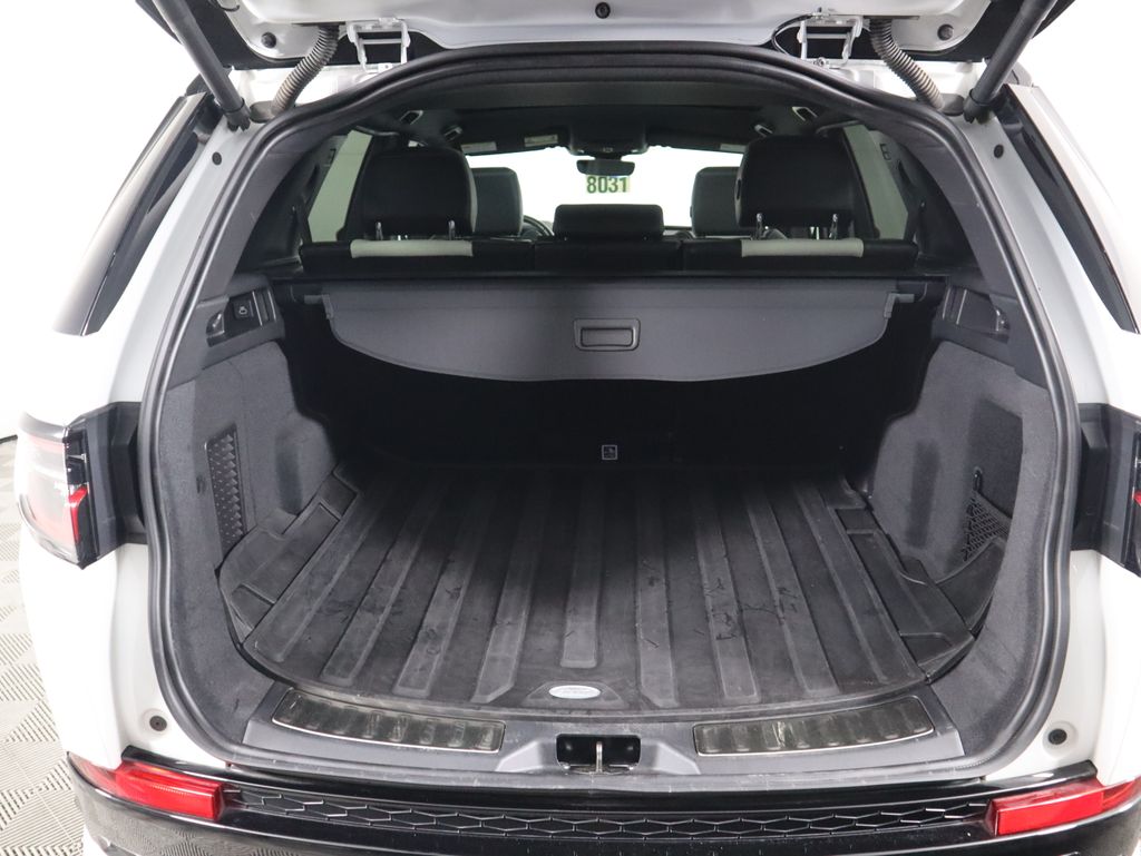 2023 Land Rover Discovery Sport SE R-Dynamic photo 27