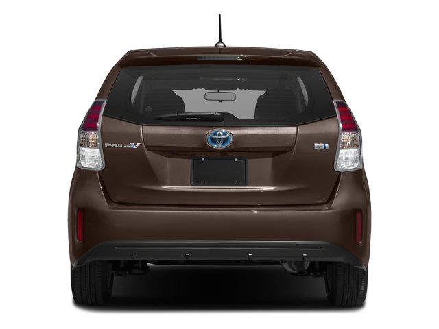 2017 Toyota Prius V Four photo 5