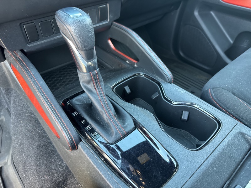 2023 Nissan Frontier PRO-4X Crew Cab photo 12