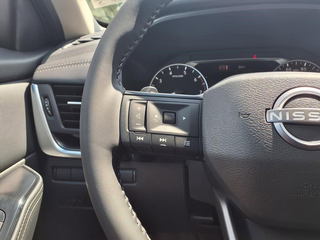 2026 Nissan Rogue SV photo 11