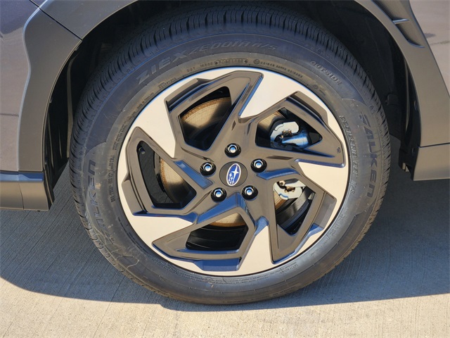 2025 Subaru Crosstrek Limited photo 4