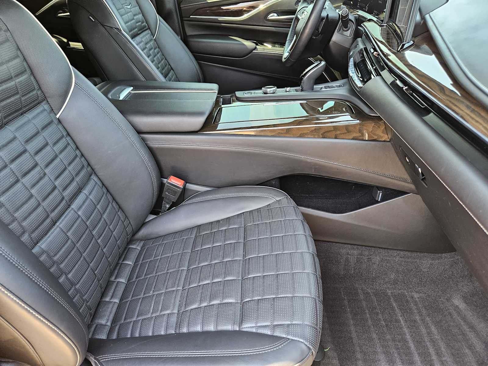 2023 Cadillac Escalade ESV Sport Platinum photo 10