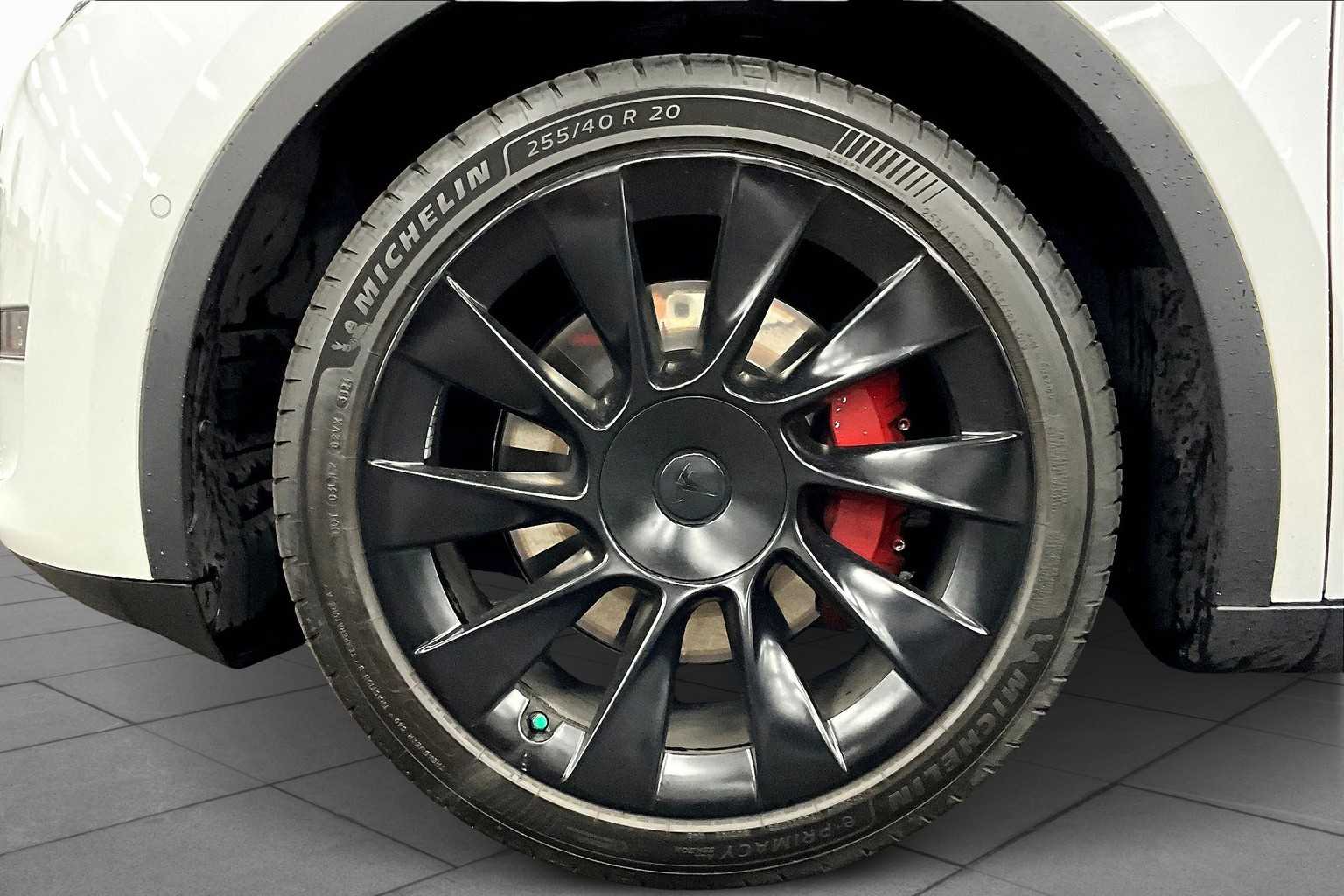 2021 Tesla Model Y Standard Range photo 8