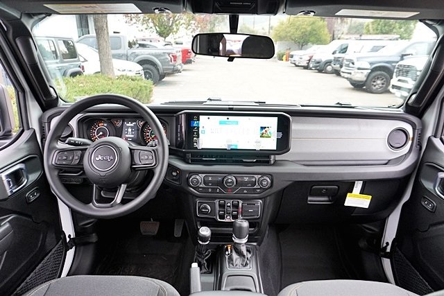 New 2026 Bright White Clear-Coat Exterior Paint Jeep Sport image 23