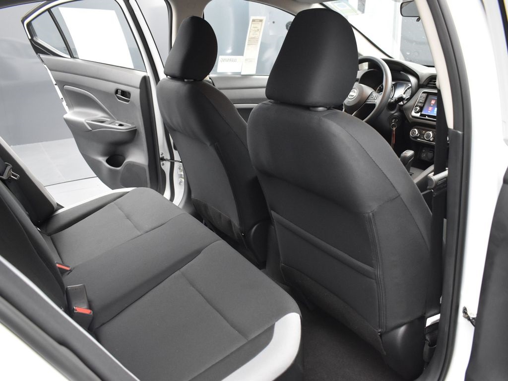 2025 Nissan Versa 1.6 S photo 16
