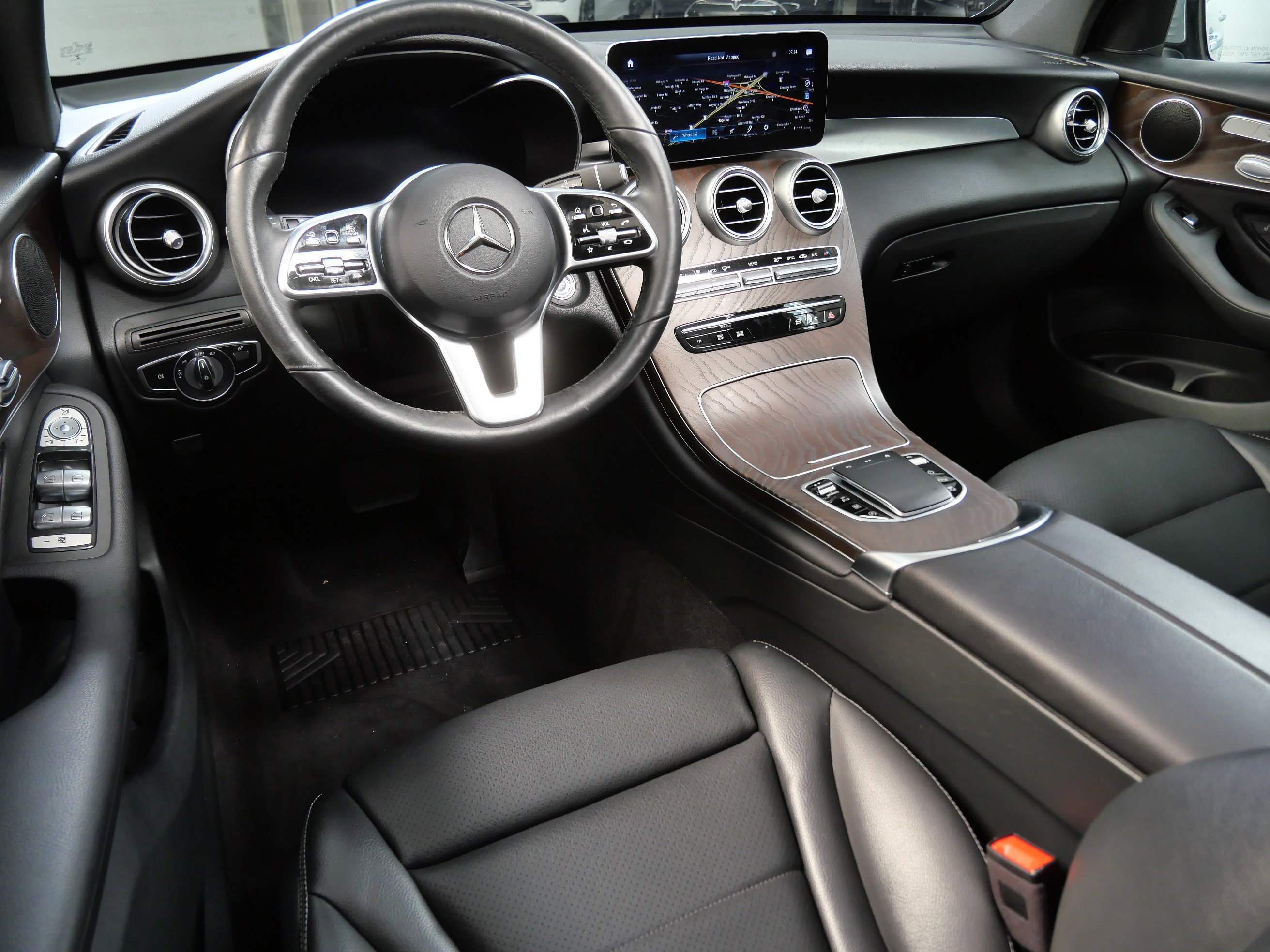 Certified 2021 Mercedes-Benz GLC GLC300 with VIN W1N0G8EB0MF975940 for sale in Minnetonka, Minnesota