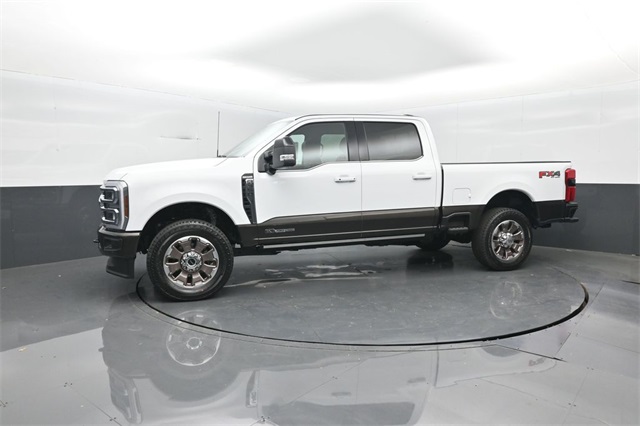 2025 Ford F-350 King Ranch photo 4