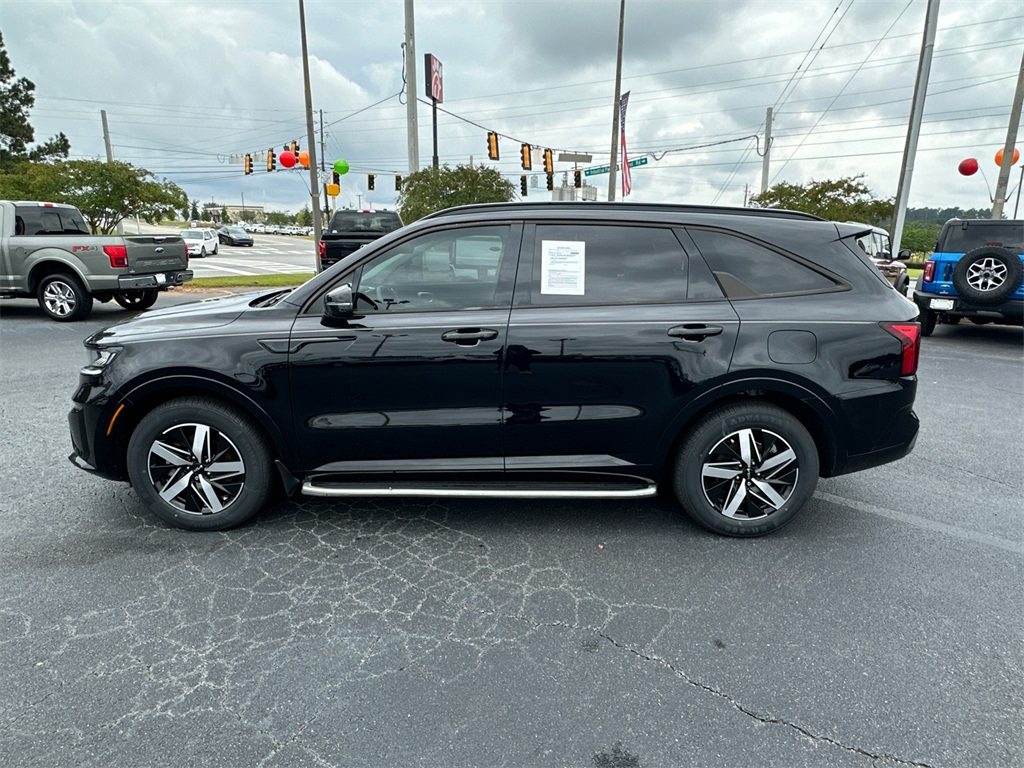 2023 Kia Sorento S photo 6