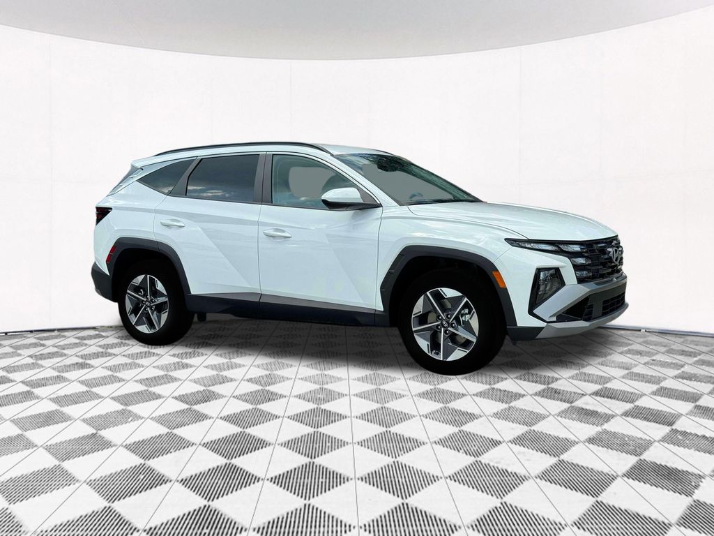 2025 Hyundai Tucson SEL photo 10