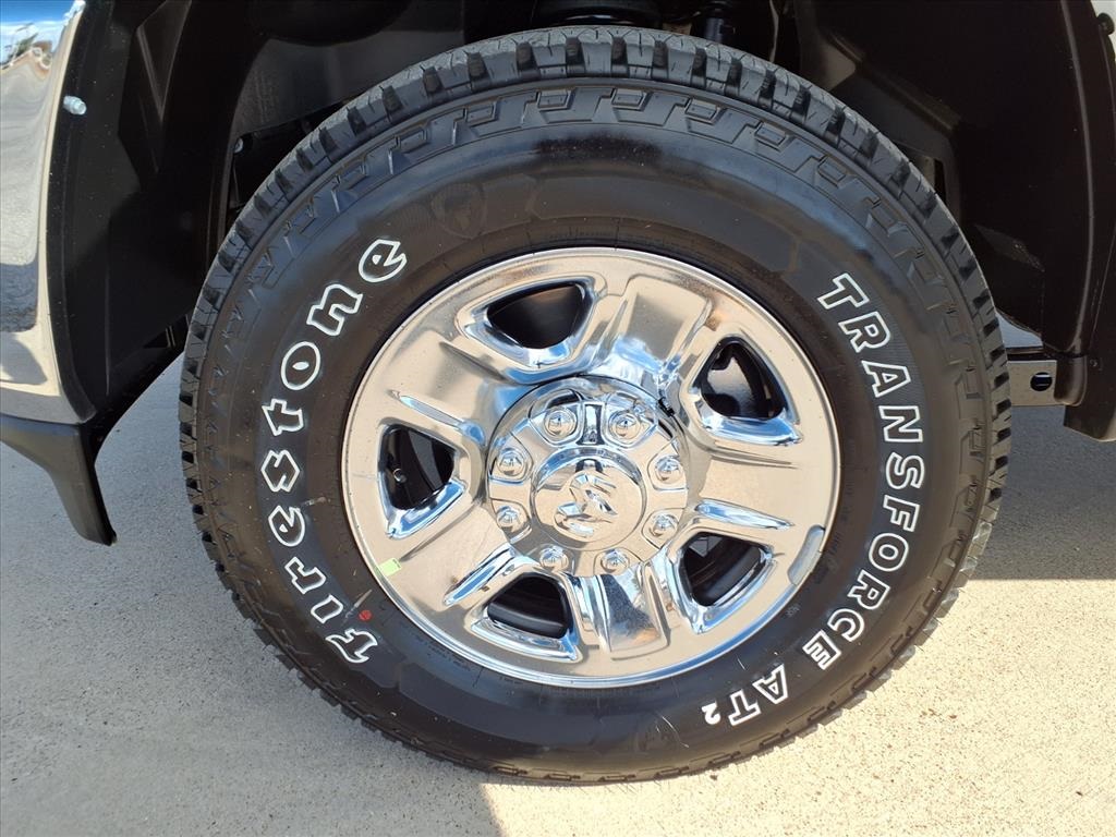 2026 Ram 2500 Tradesman photo 9