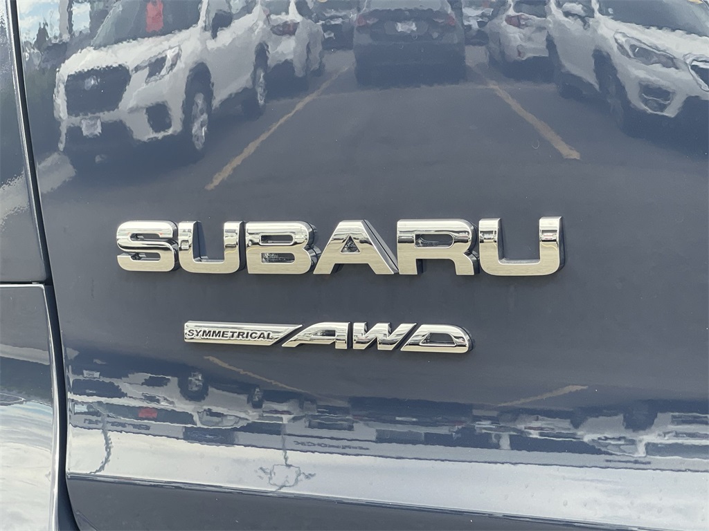 2025 Subaru Ascent Touring photo 2