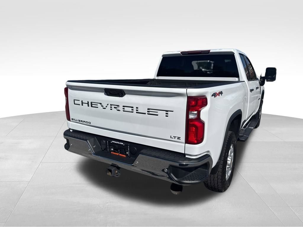 2022 Chevrolet Silverado 2500HD LTZ photo 5
