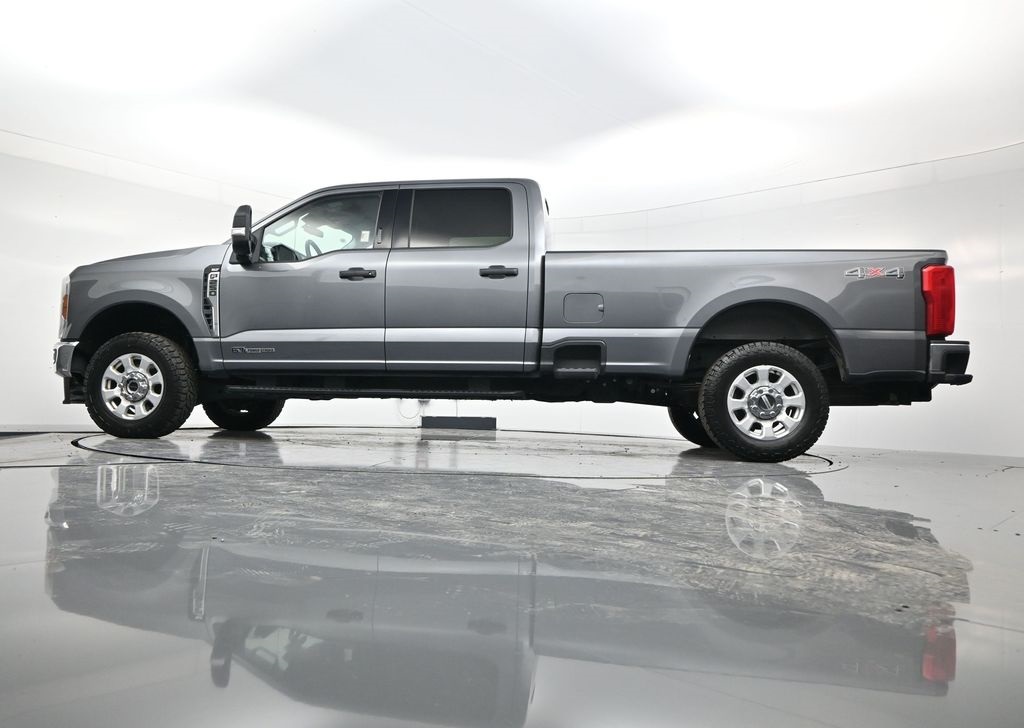 2024 Ford F-250 photo 50