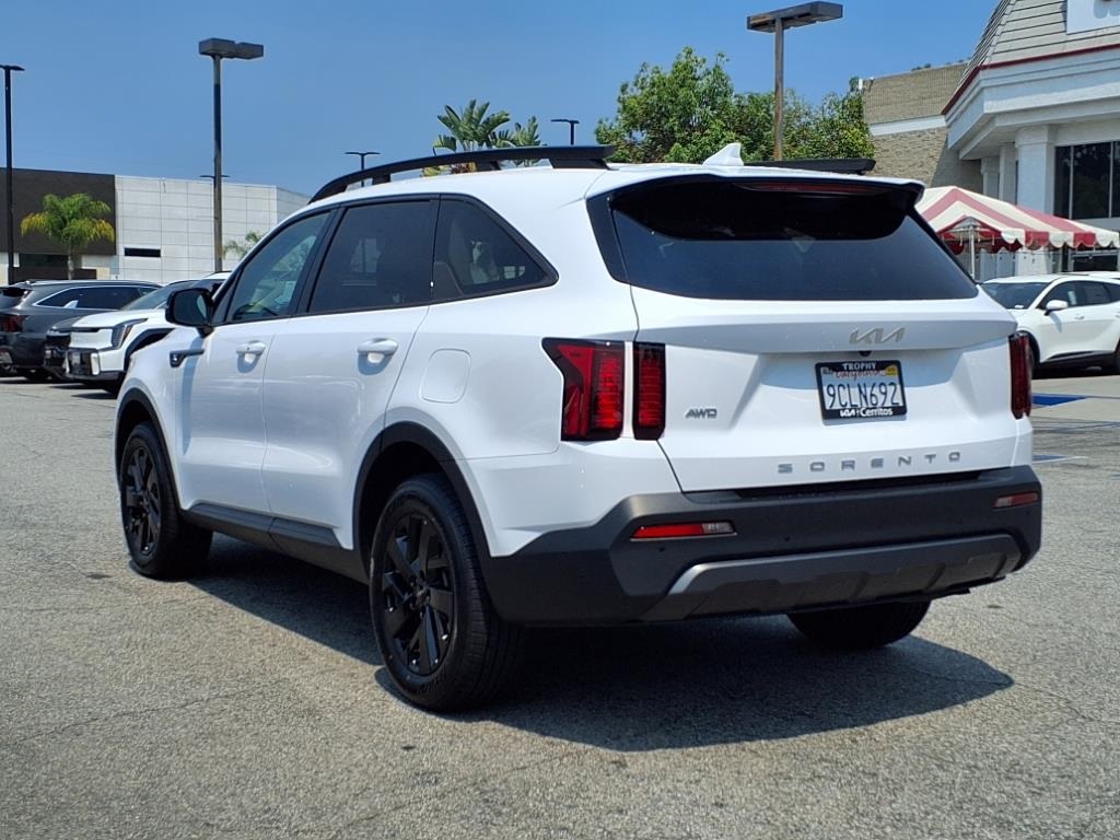 2022 Kia Sorento X-Line S photo 3