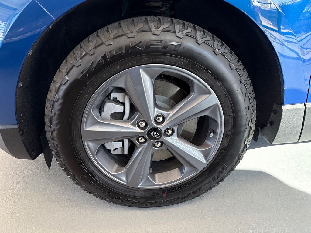 2024 Ford Edge SEL photo 20