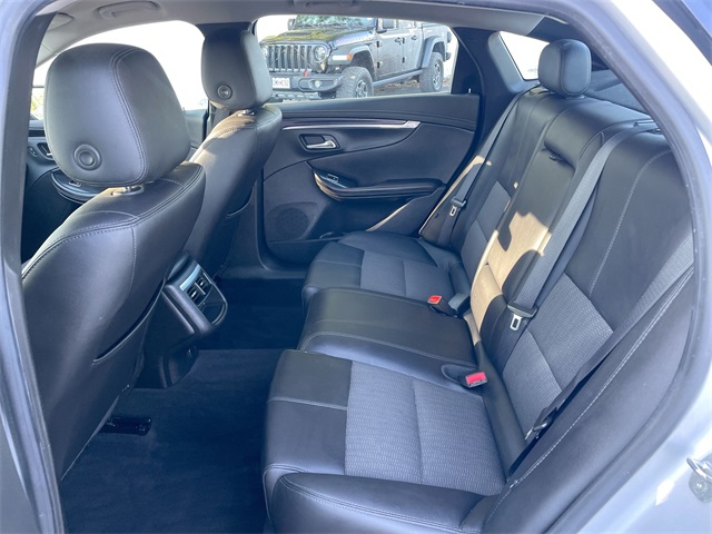 2019 Chevrolet Impala 1LT photo 41
